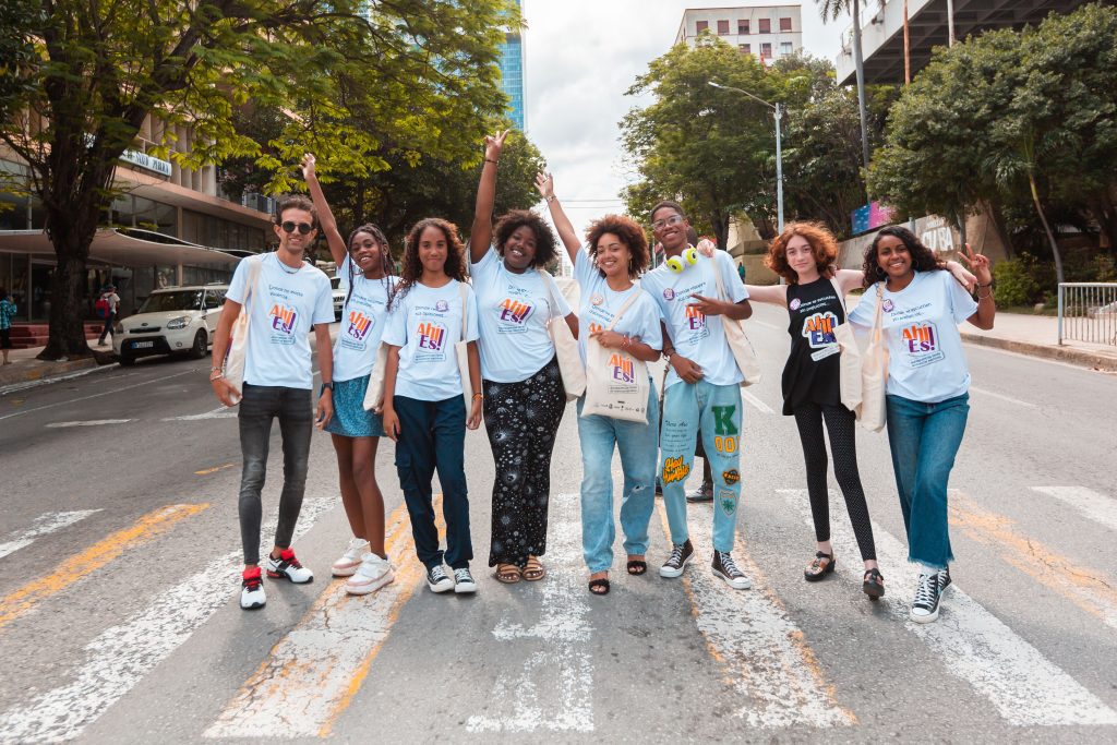 La sede AICS La Habana apoya la campaña "Ahí es", creada por adolescentes contra las violencias machistas en Cuba 1 productos campana Ahi es